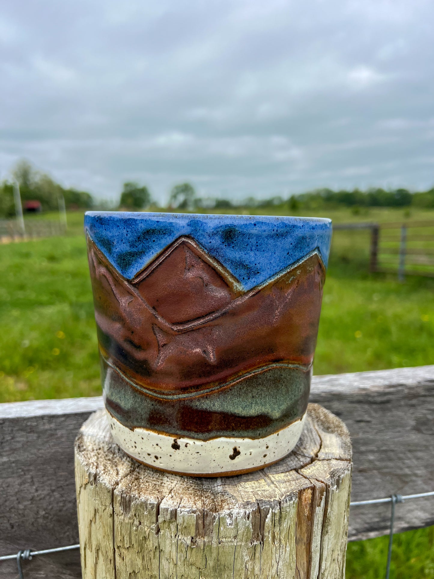 Western Cowboy Bull Rider Utensil Holder