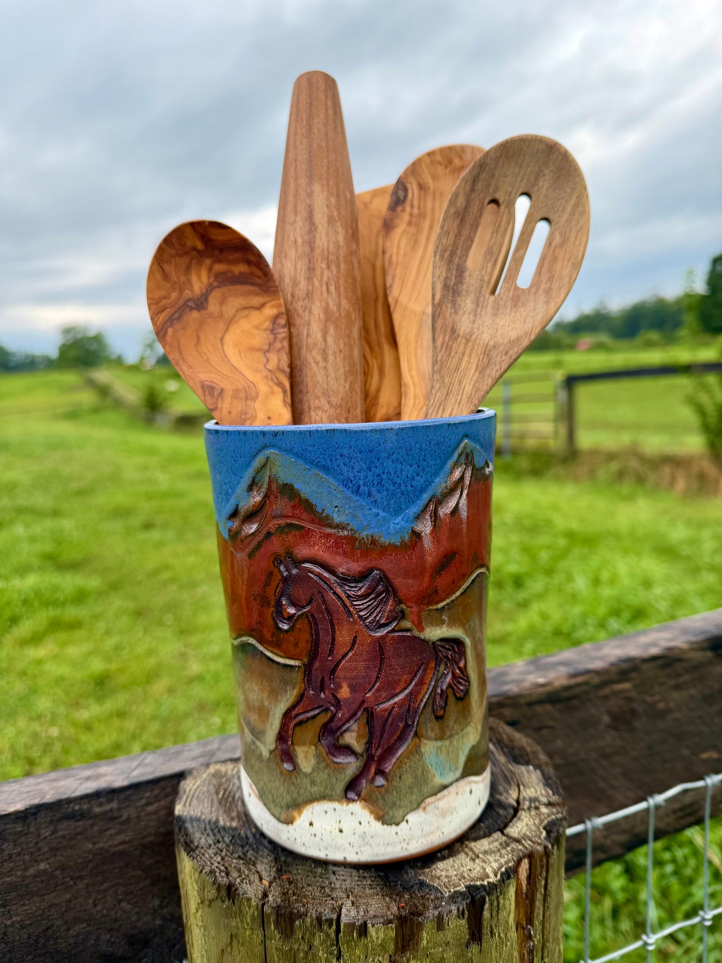 Running Horse Utensil Holder