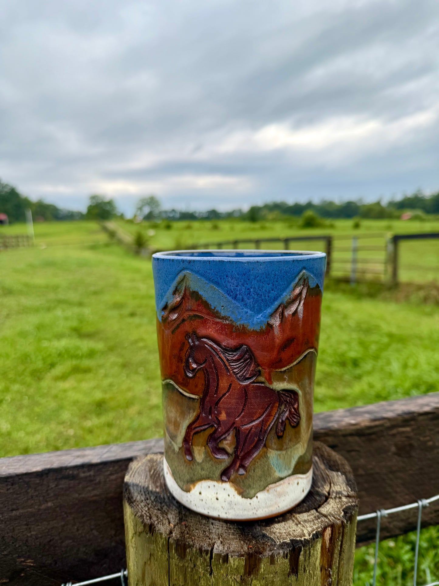 Running Horse Utensil Holder