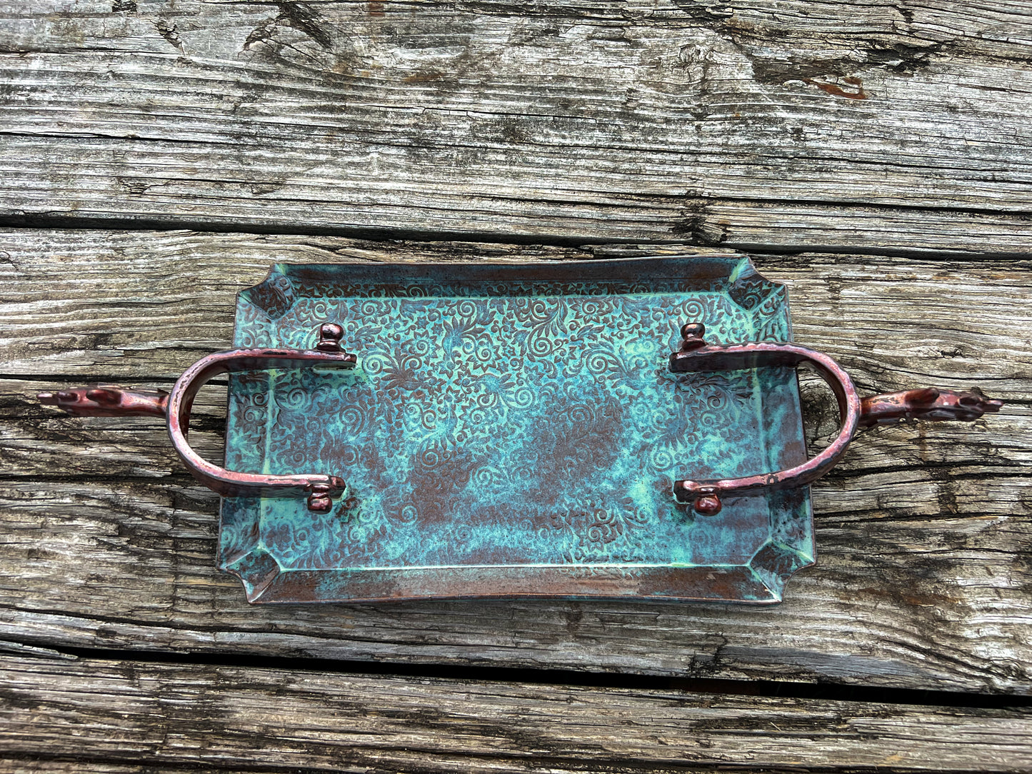 Spur Decorative Plate